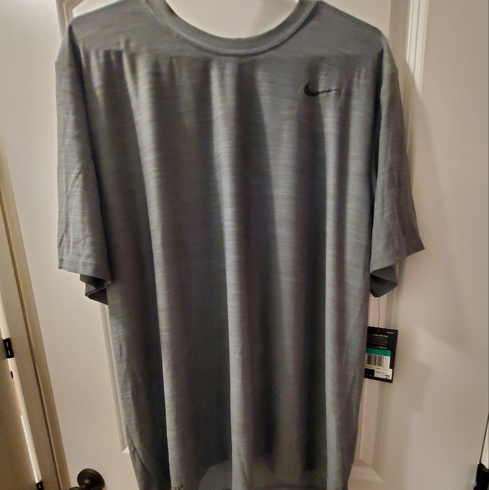 Men's Nike Tee